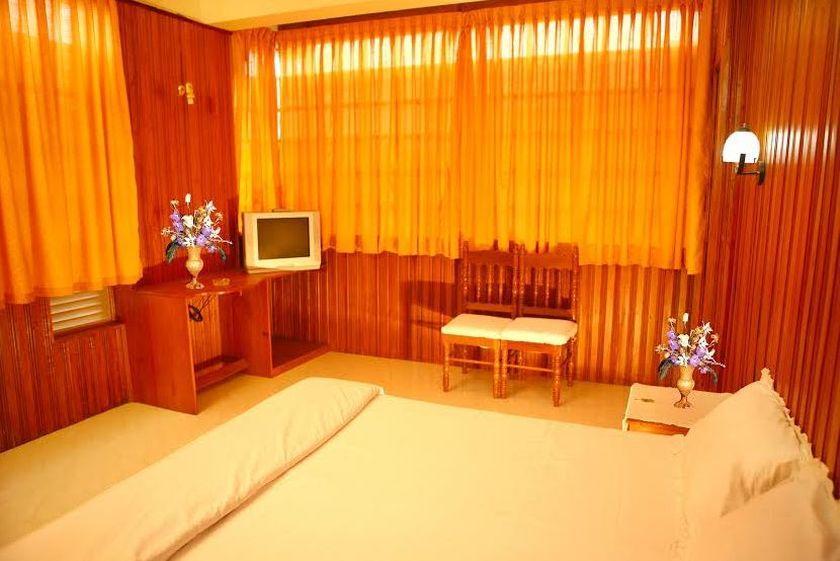 Hotel Dolphin Residency Thekkady Zewnętrze zdjęcie