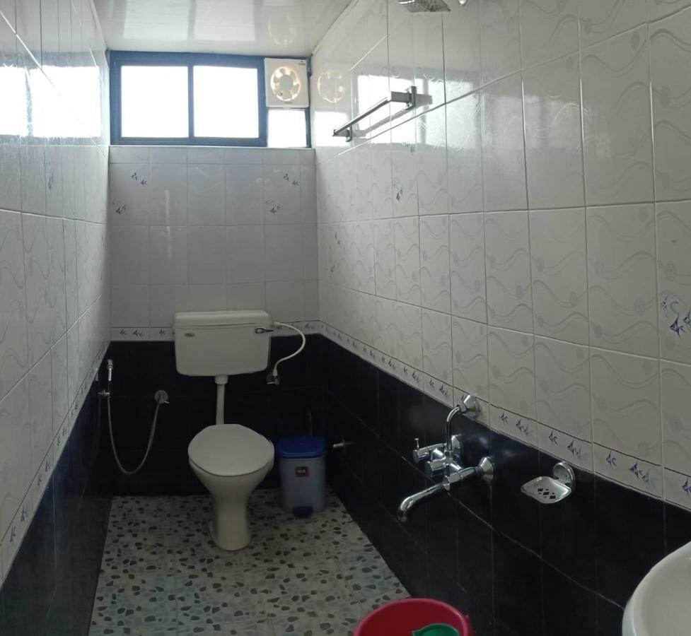 Hotel Dolphin Residency Thekkady Zewnętrze zdjęcie